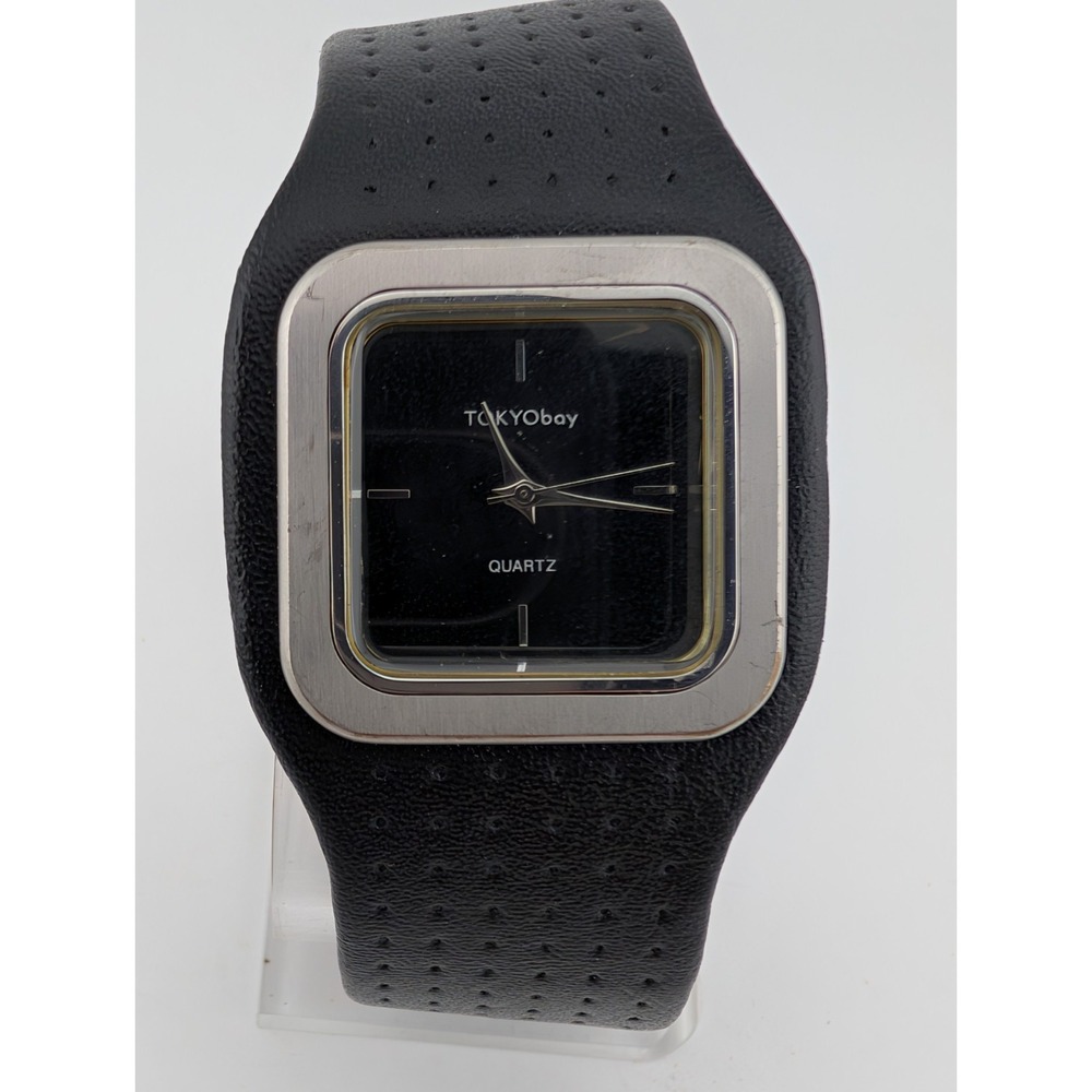 Tokyobay Watch Women 30mm Case‎ Black Leather Band- New Battery